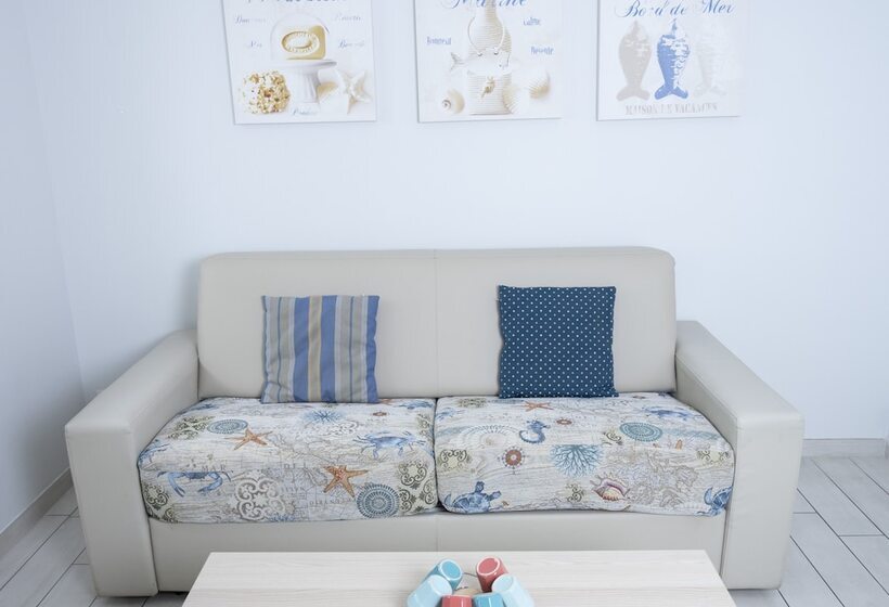 La Ciotat   A Deux Pas De L Eau