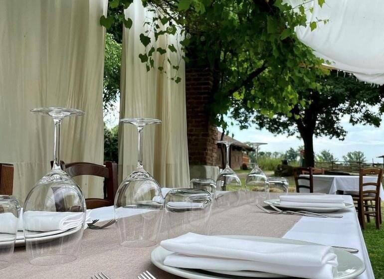 تختخواب و صبحانه Agriturismo Cascina Selva