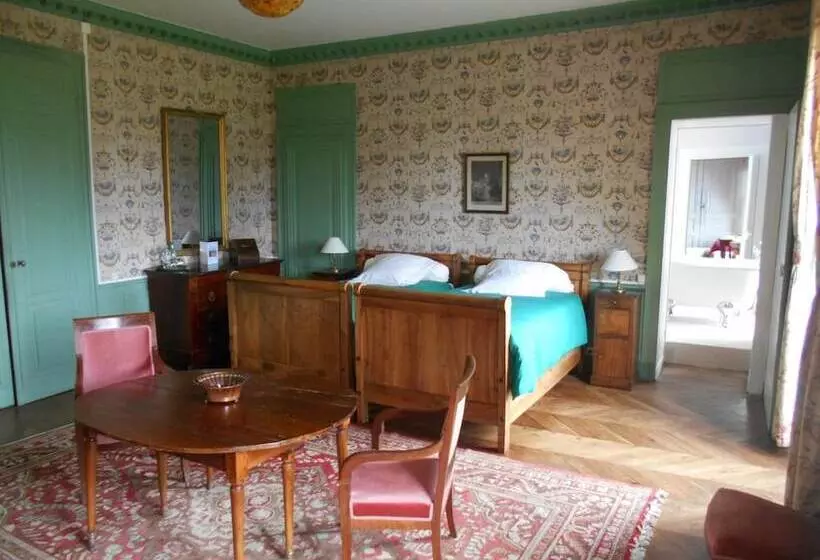 Aamiaismajoitus (B&B) Château D Ailly