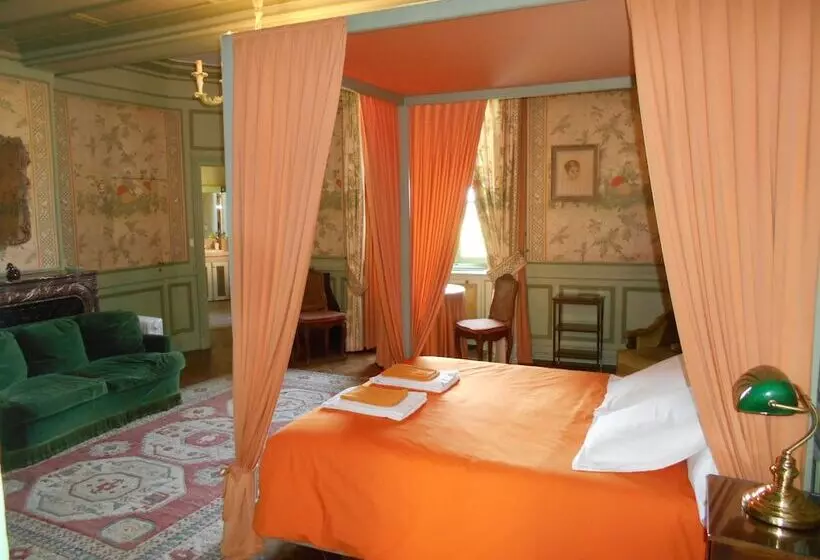 Aamiaismajoitus (B&B) Château D Ailly