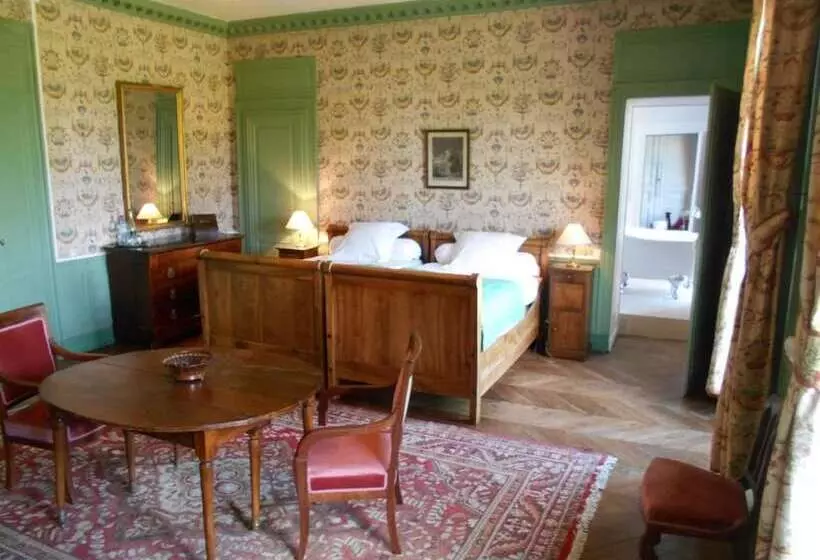 Aamiaismajoitus (B&B) Château D Ailly