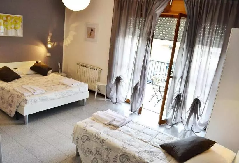 ベッドアンドブレックファースト Sogni D Oro   Guest House