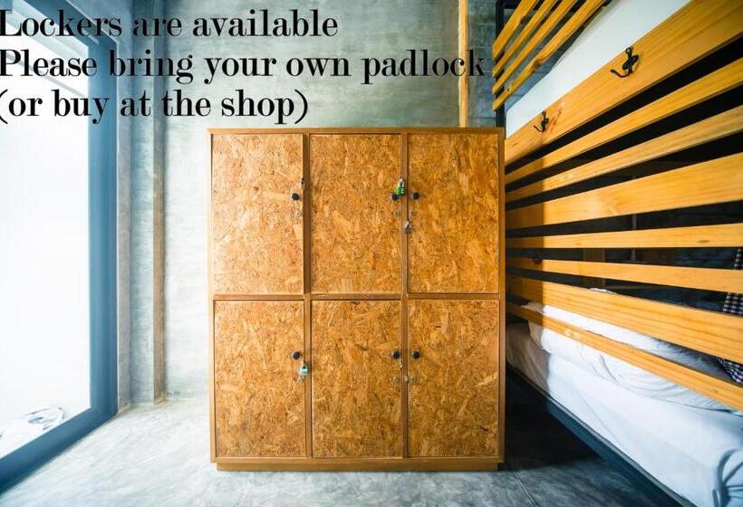 Chillhub Hostel Phuket