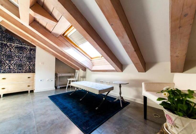 El Mirador Del Alcazar