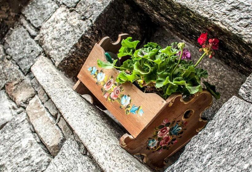 בית מלון כפרי Albergo Meublè Vecchio Scarpone