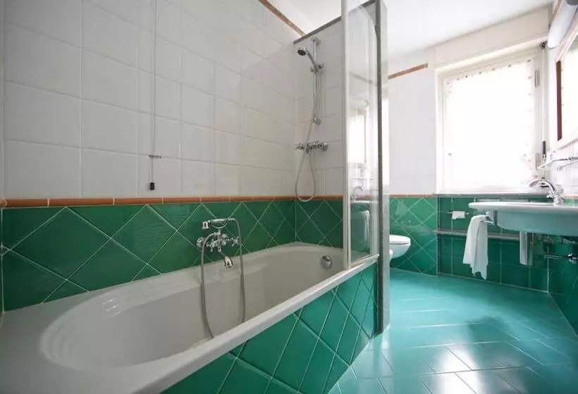 Hotelli Bouton D Or   Courmayeur