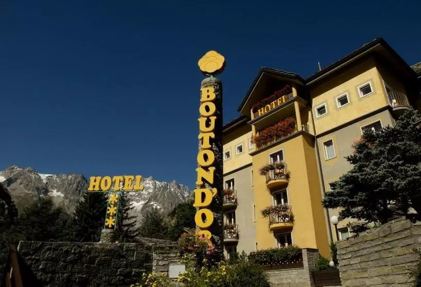 Hotelli Bouton D Or   Courmayeur