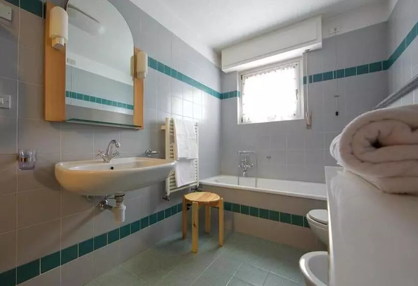 Hotelli Bouton D Or   Courmayeur