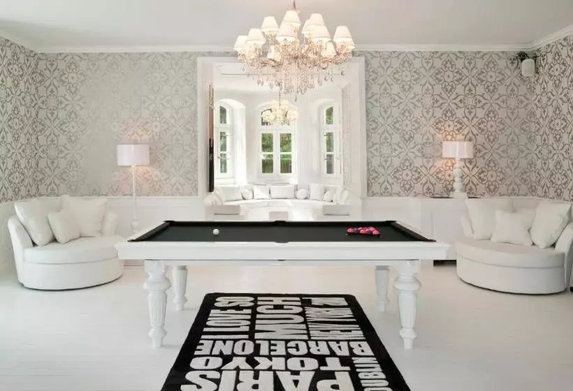 ホテル Le Chateau D Orfeuillette