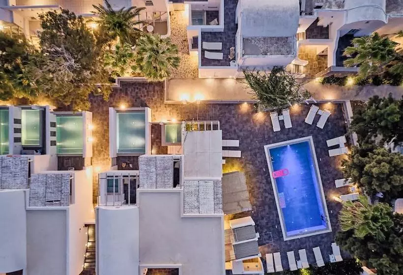 هتل Meltemi Excelsior Suites
