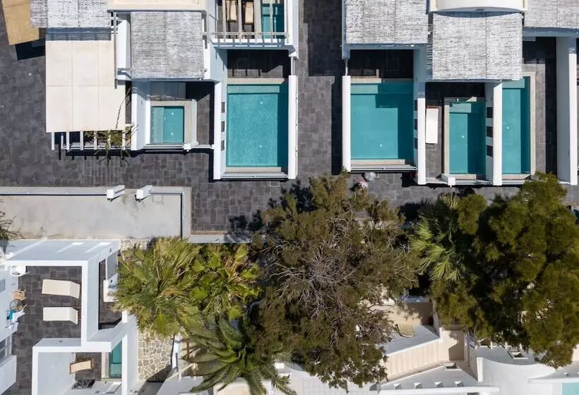 هتل Meltemi Excelsior Suites