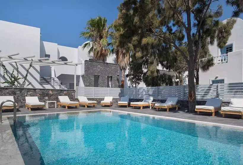 هتل Meltemi Excelsior Suites