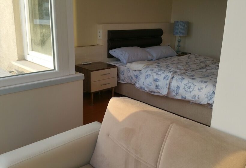 Istanbul Modern Residence