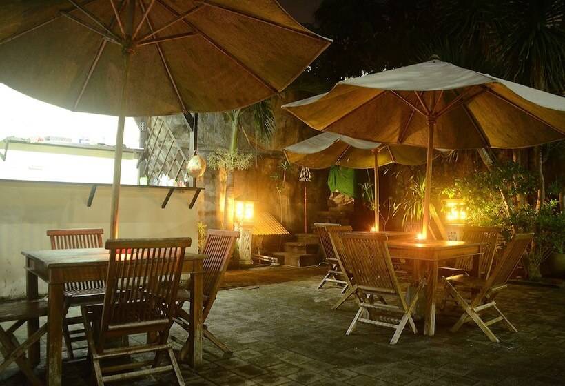 بنسيون Budget Door Legian Inn