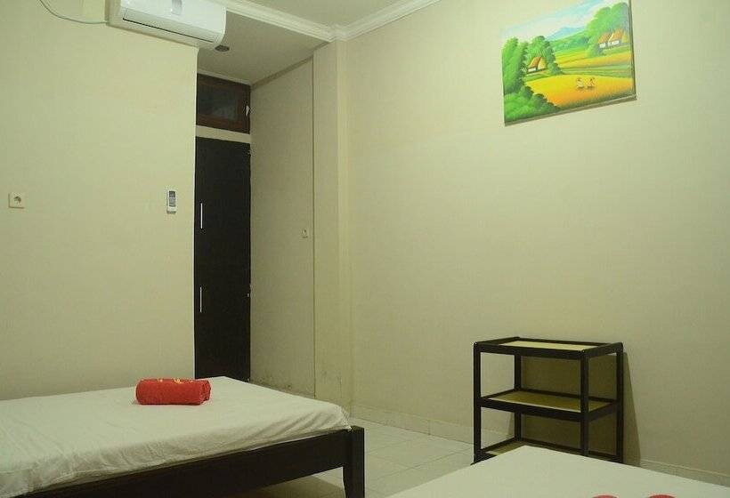 بنسيون Budget Door Legian Inn