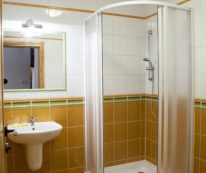 منتجع Penzion Snezienka