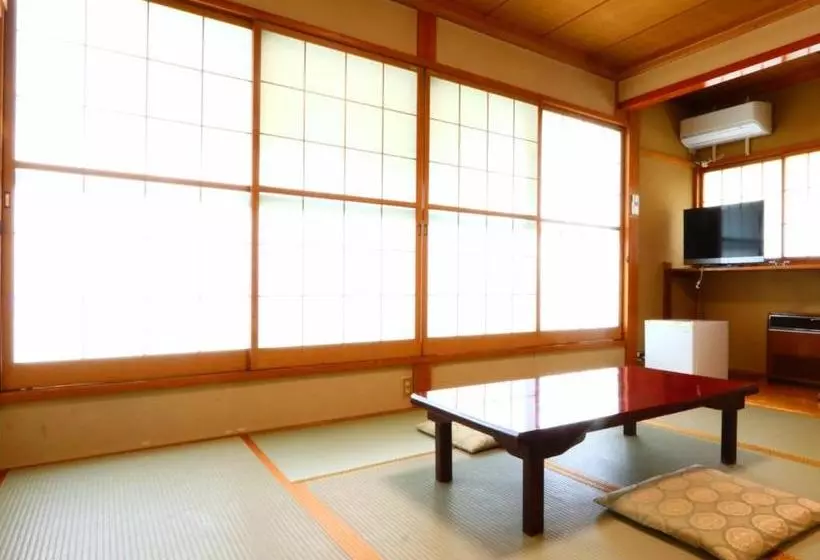 Ryokan Takanoya