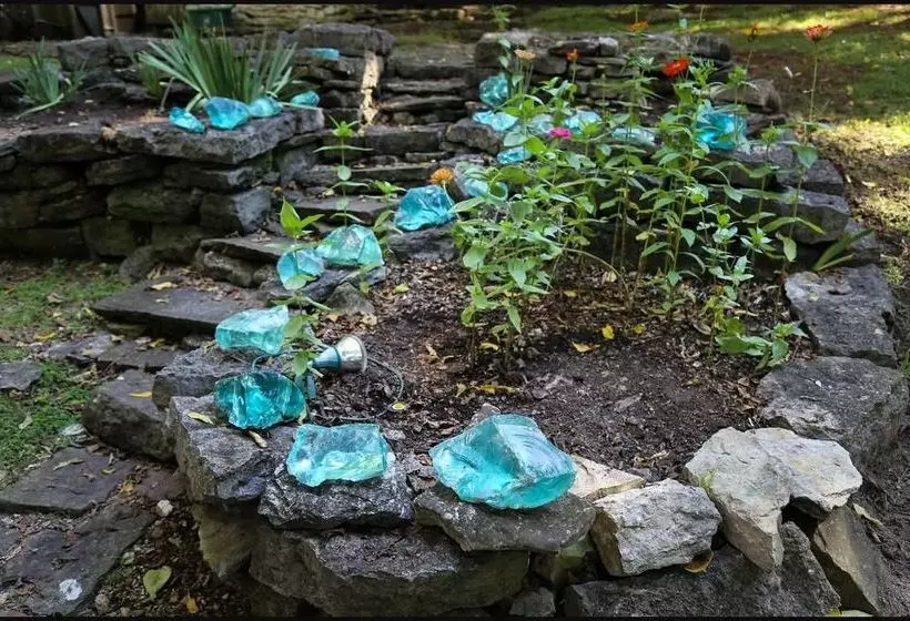 ベッドアンドブレックファースト Blue Crystal Hideaway