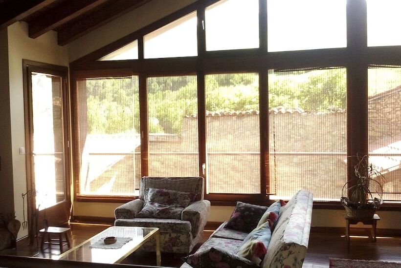 Casa Rural Paller I Cort Del Pairot