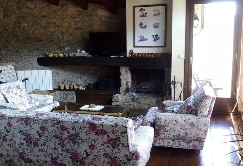 Casa Rural Paller I Cort Del Pairot