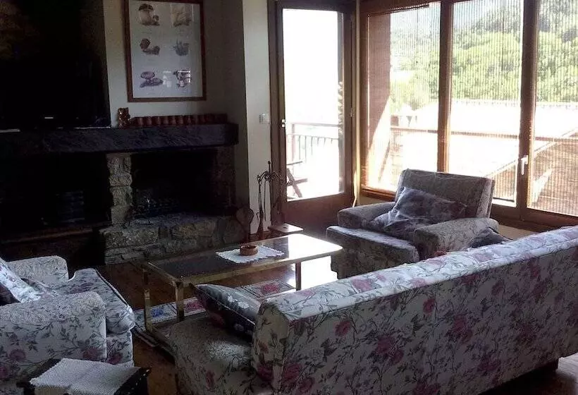 Casa Rural Paller I Cort Del Pairot