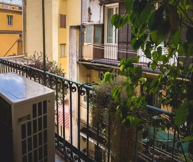 Domus Alberti Bed & Breakfast