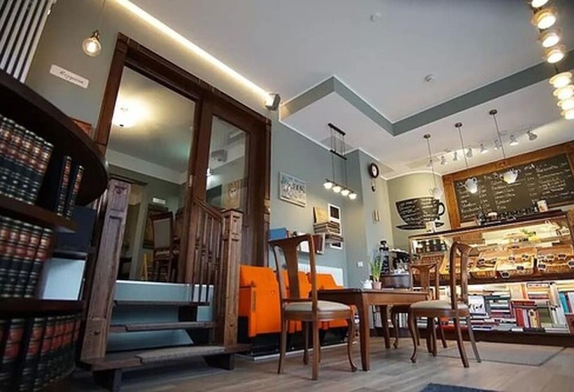 هتل Bett Und Buch