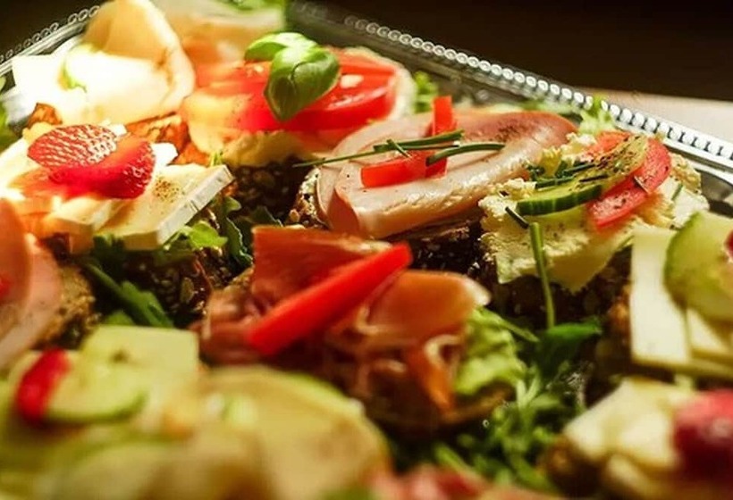 هتل Bett Und Buch