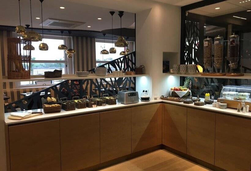 בית מלון כפרי Hôtel De La Plage   Saint Jean De Luz