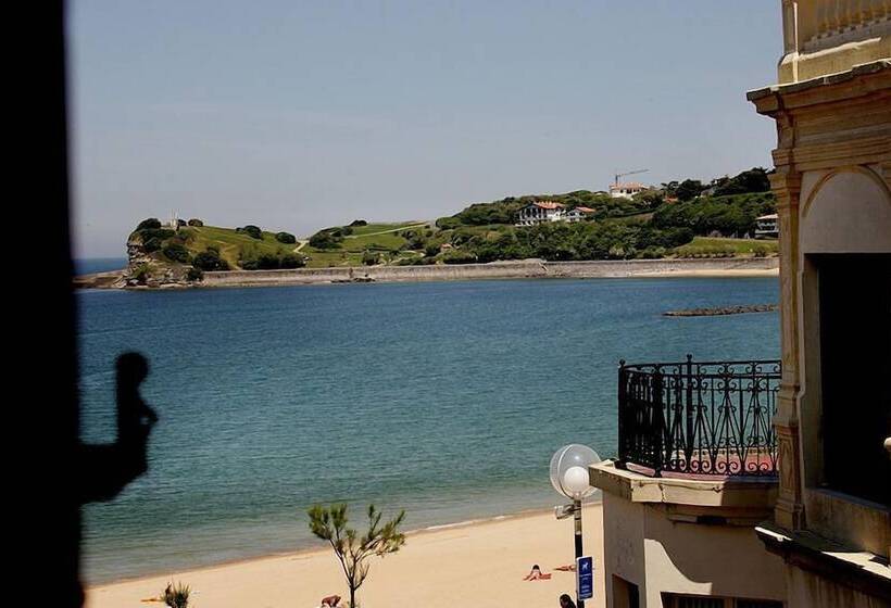 בית מלון כפרי Hôtel De La Plage   Saint Jean De Luz