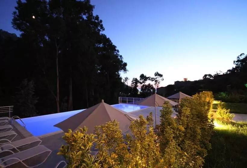 Hotelli Hôtel Et Résidence Costa Rossa