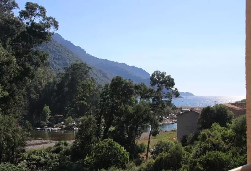 Hotelli Hôtel Et Résidence Costa Rossa