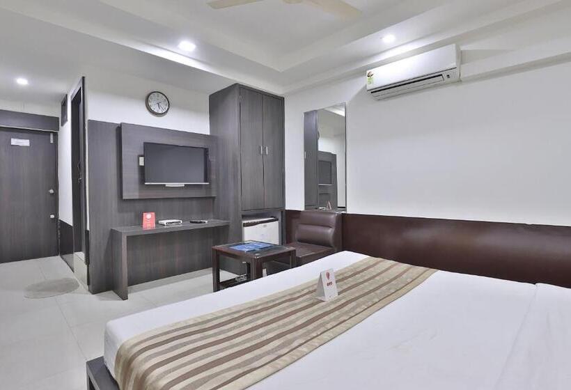 فندق Nova Cross Road