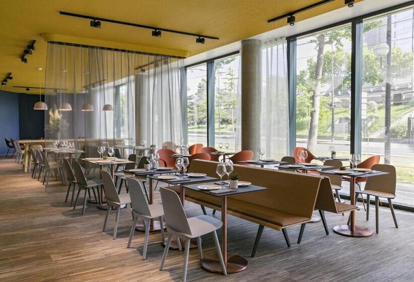 Okko Hotels Paris Porte De Versailles