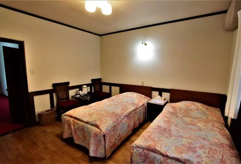 ホテル Pension Nugget Inn