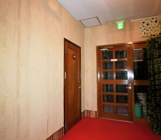 ホテル Pension Nugget Inn