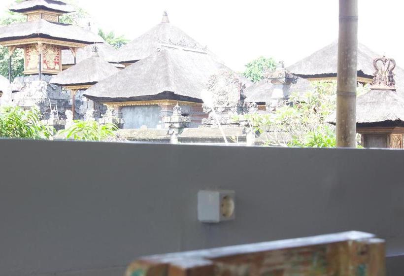 Reddoorz Hostel Near Ubud Palace