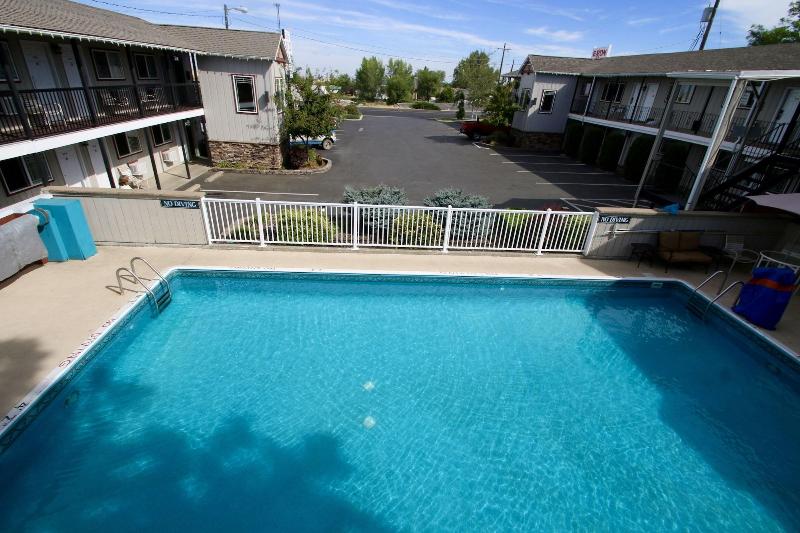 فندق على الطريق Gateway Inn