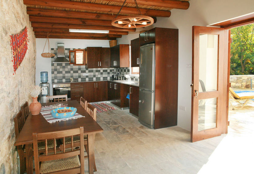 Areti Courtyard Villas