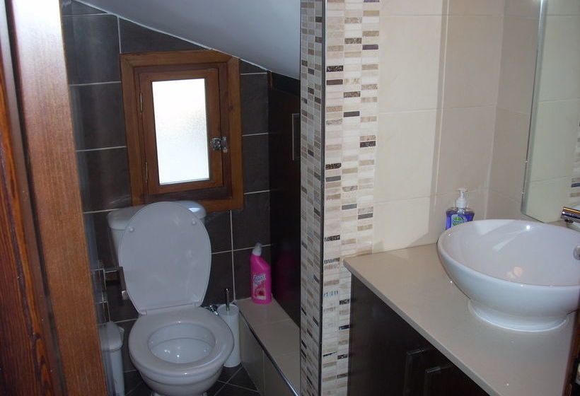 Areti Courtyard Villas