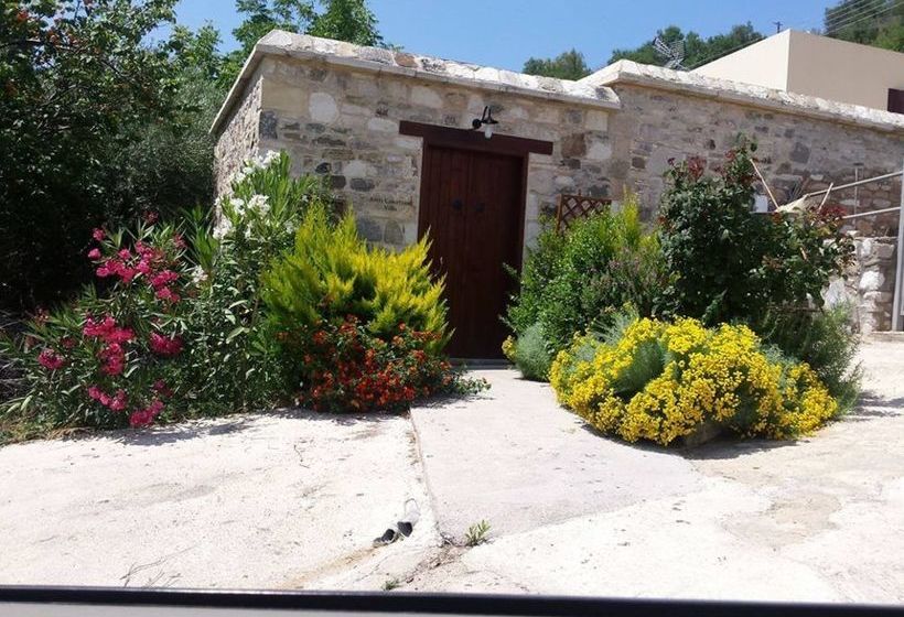 Areti Courtyard Villas