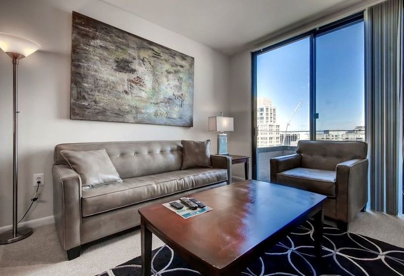 Avalon Mountain View