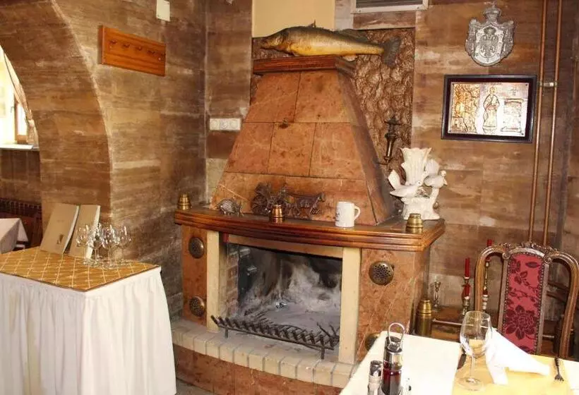 تختخواب و صبحانه Motel Alas