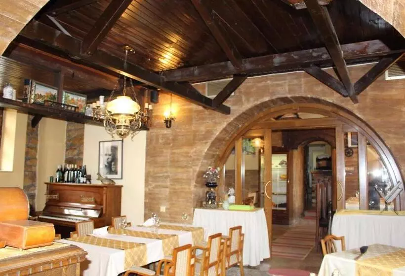 تختخواب و صبحانه Motel Alas