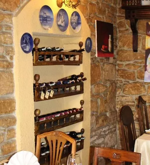 تختخواب و صبحانه Motel Alas