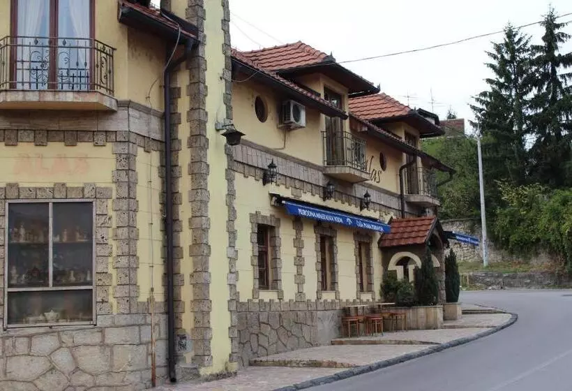 تختخواب و صبحانه Motel Alas