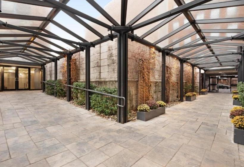 Global Luxury Suites At Monroe