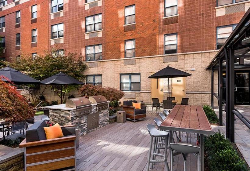 Global Luxury Suites At Monroe