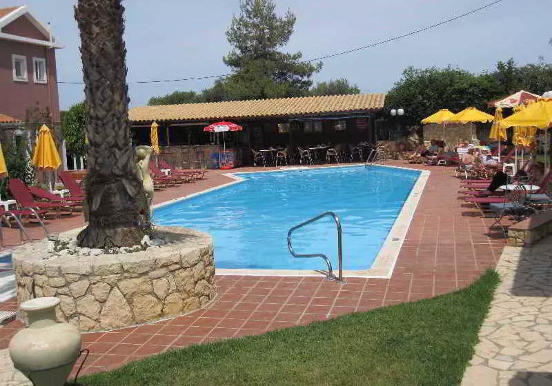 Hotelli Alexandra Studios Lassi