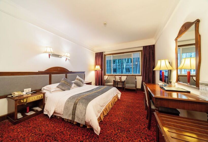 فندق Emeishan Grand